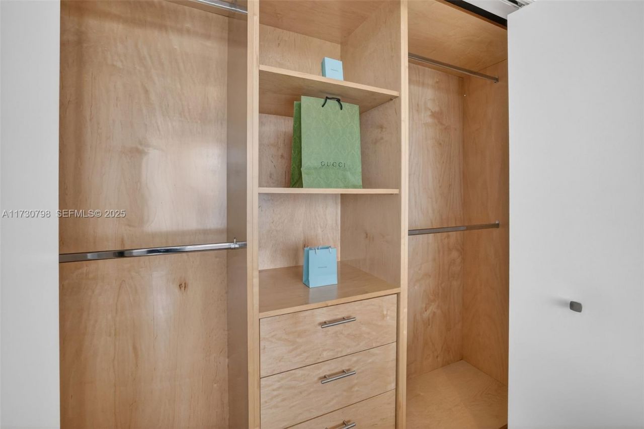 17121 Collins Ave, Unit 3905, Sunny Isles Beach, FL 33160 Photo