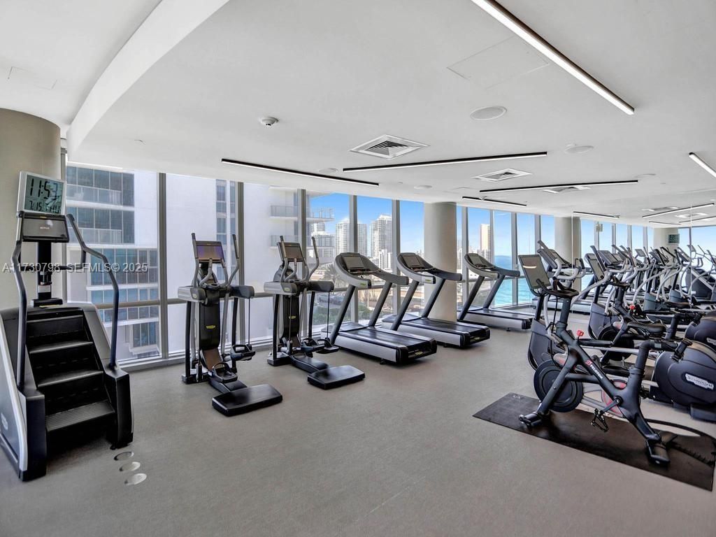 17121 Collins Ave, Unit 3905, Sunny Isles Beach, FL 33160 Photo