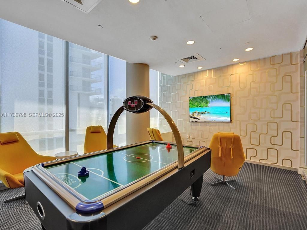 17121 Collins Ave, Unit 3905, Sunny Isles Beach, FL 33160 Photo