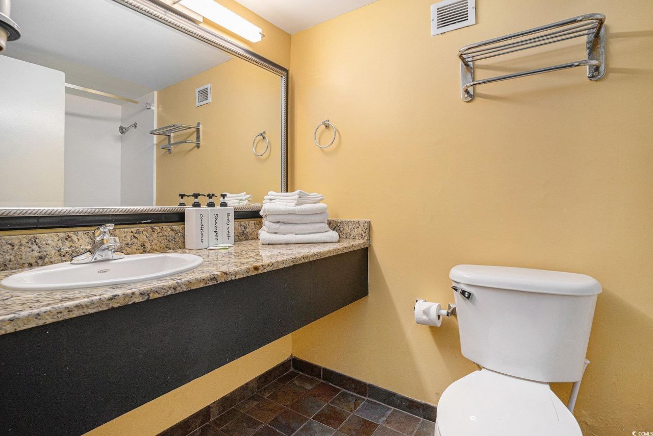 1501 S Ocean Blvd. Photo 32