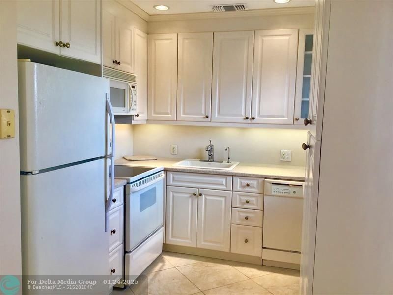 336 Brighton H, Unit 336, Boca Raton, FL 33434 Photo