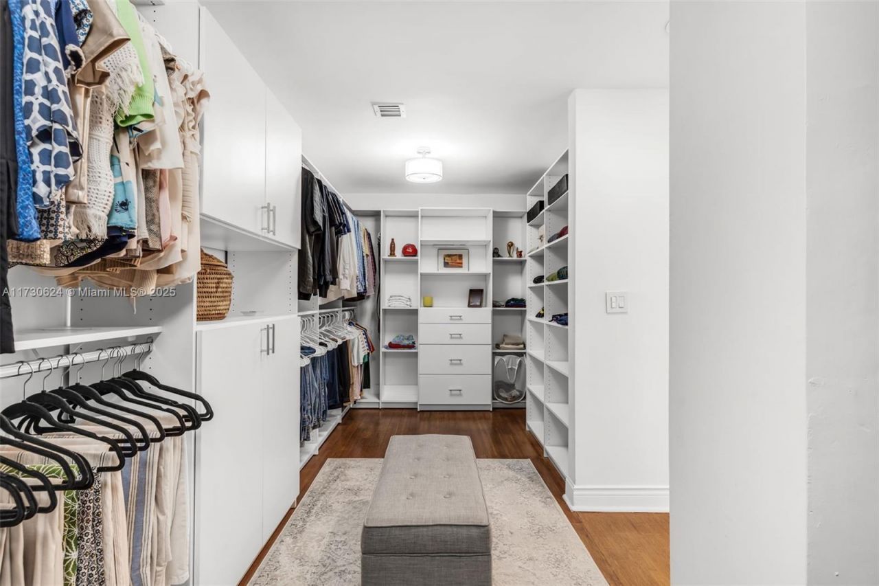 9260 SW 101 St, Miami, FL 33176 Photo