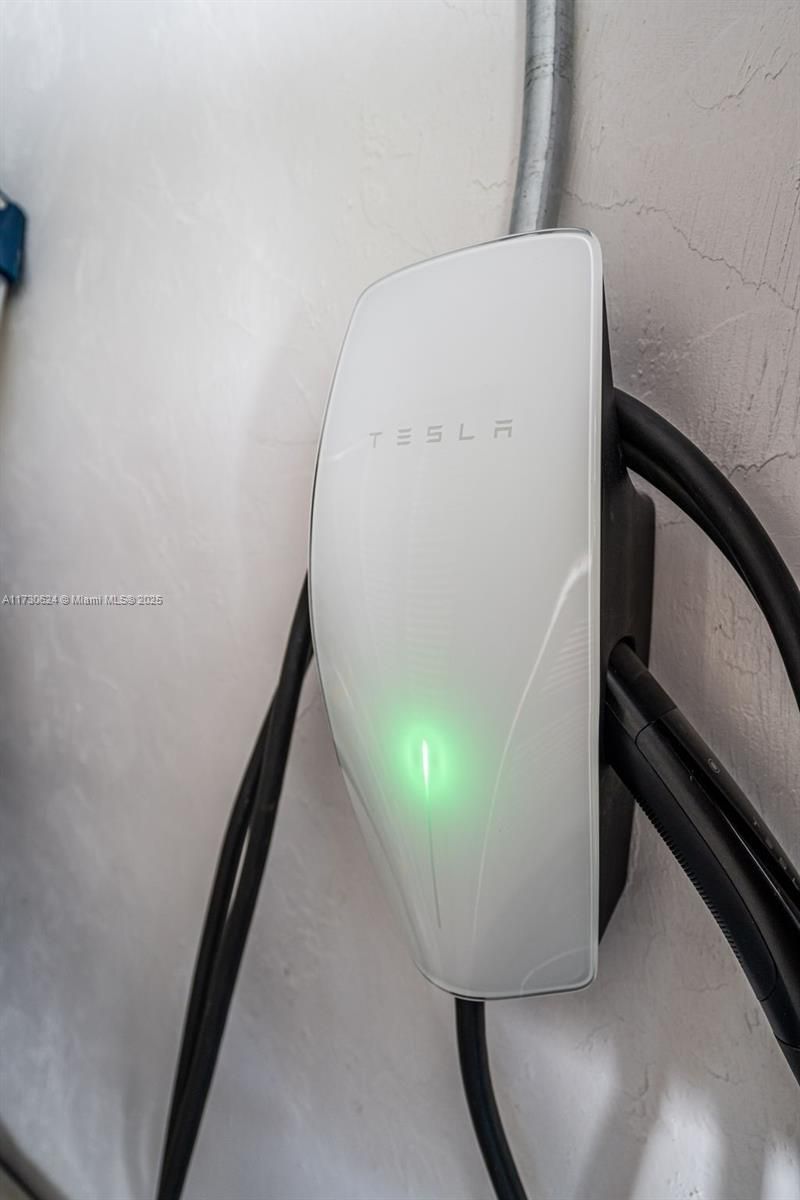 9260 SW 101 St, Miami, FL 33176 Photo