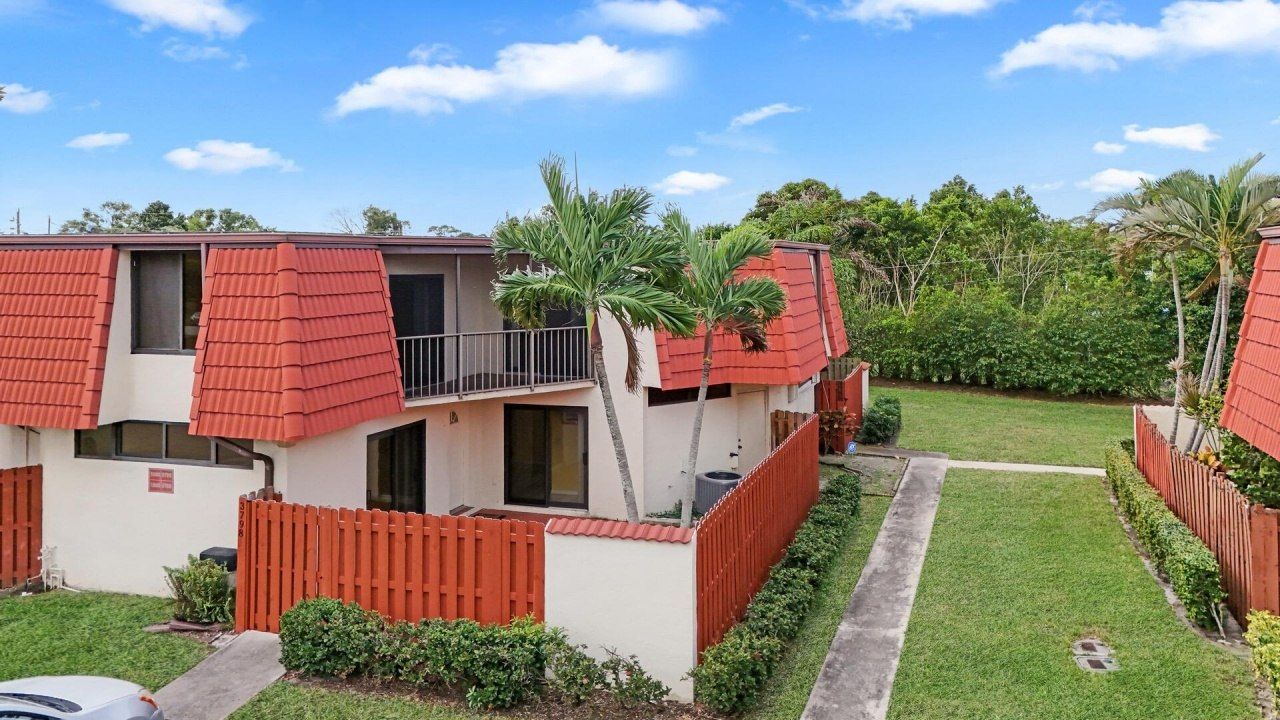 3798 Victoria Drive, West Palm Beach, FL 33406 Photo