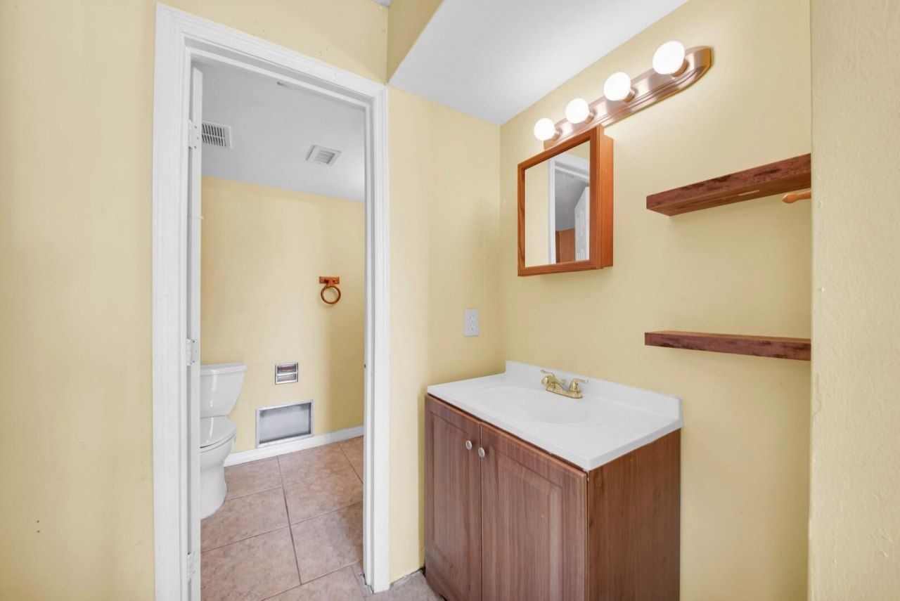 3798 Victoria Drive, West Palm Beach, FL 33406 Photo