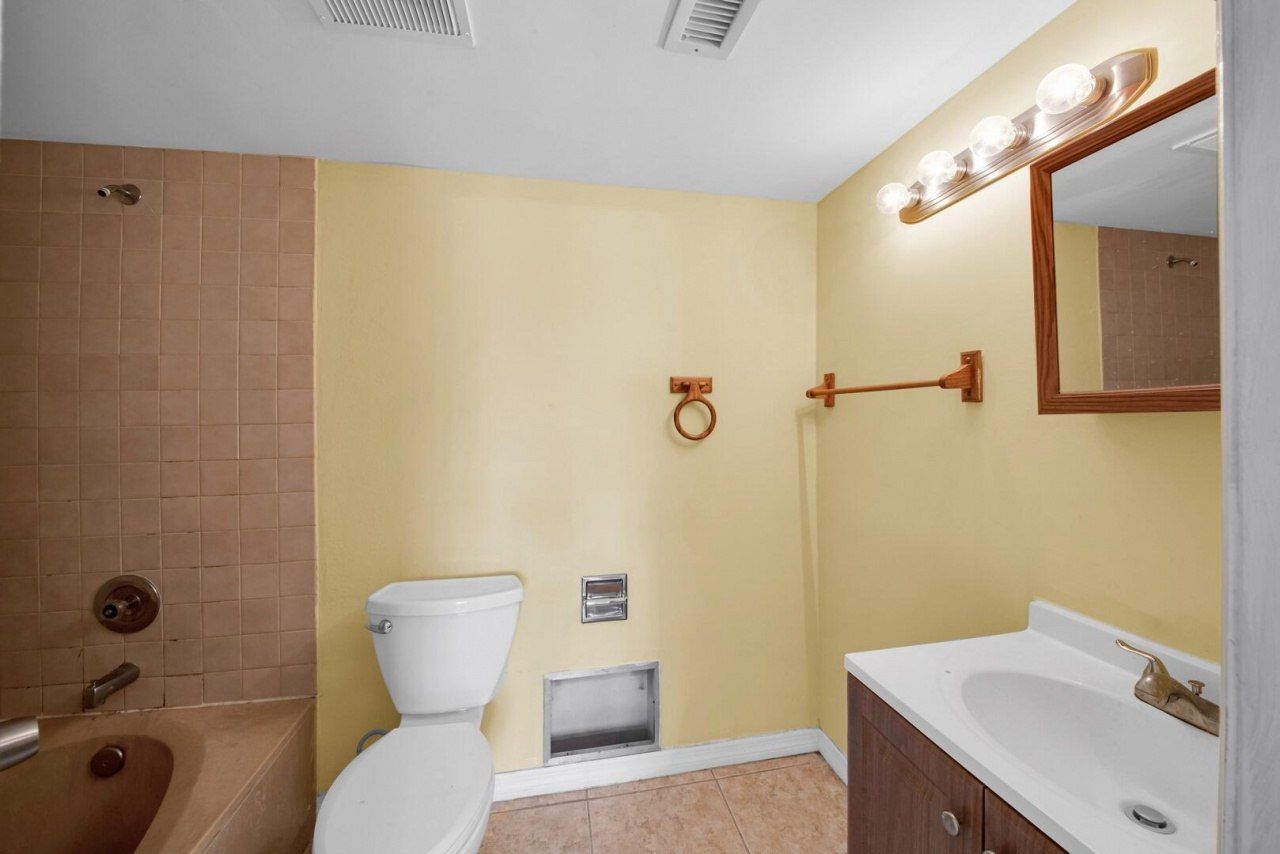 3798 Victoria Drive, West Palm Beach, FL 33406 Photo