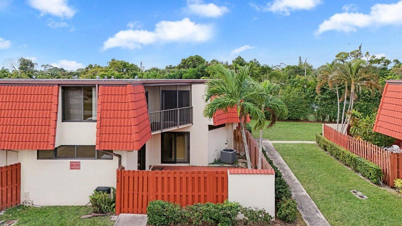 3798 Victoria Drive, West Palm Beach, FL 33406 Photo