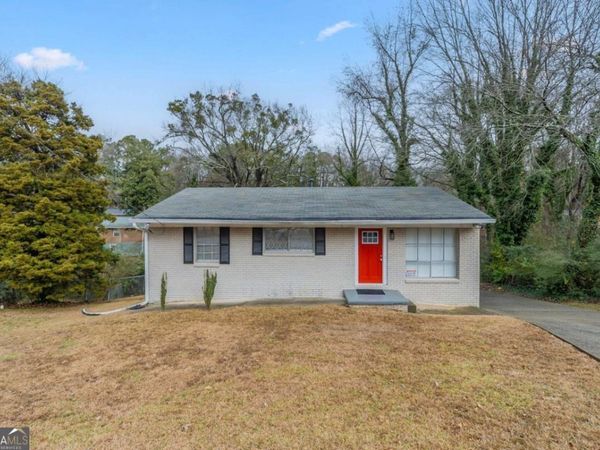 37 Delmoor Court NW, Atlanta, GA 30311