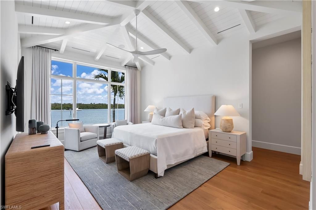 2375 Snook Dr, Naples, FL 34102 Photo