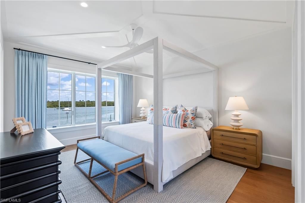 2375 Snook Dr, Naples, FL 34102 Photo