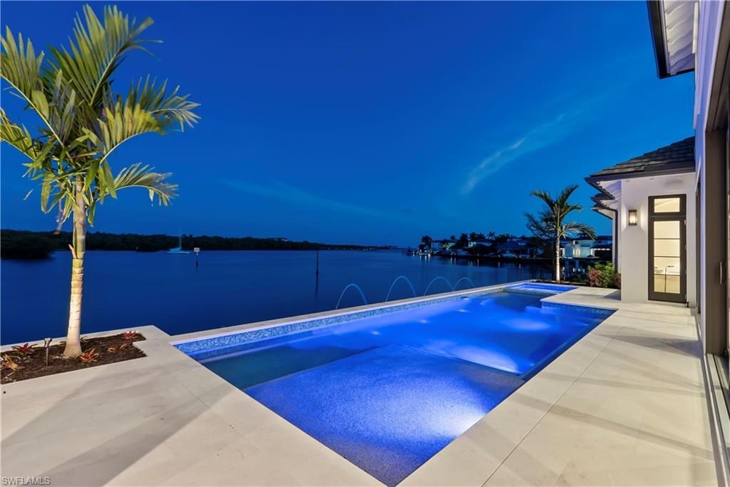 2375 Snook Dr, Naples, FL 34102 Photo