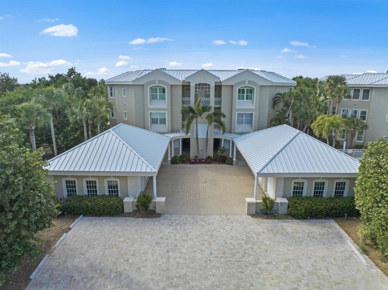 5657 Baltusrol Ct, Unit 2B, Sanibel, FL 33957 Photo