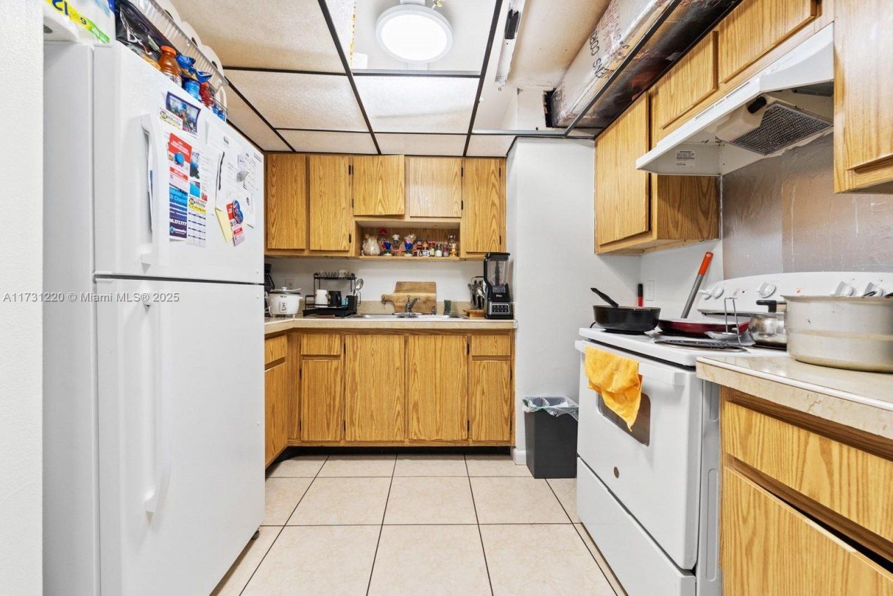 2020 NW 119th St, Unit 1122, Miami, FL 33167 Photo