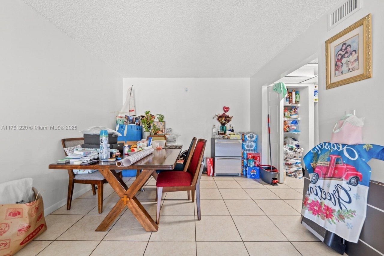 2020 NW 119th St, Unit 1122, Miami, FL 33167 Photo