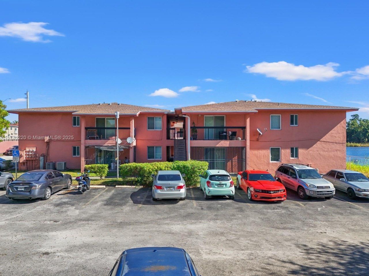 2020 NW 119th St, Unit 1122, Miami, FL 33167 Photo