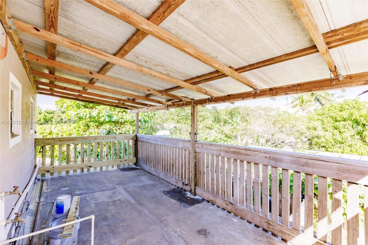 1865 NW 16th St, Miami, FL 33125 Photo