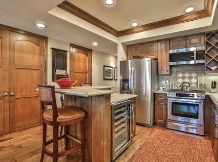 6750 N North Lake Boulevard, Tahoe Vista, CA 96148 Photo
