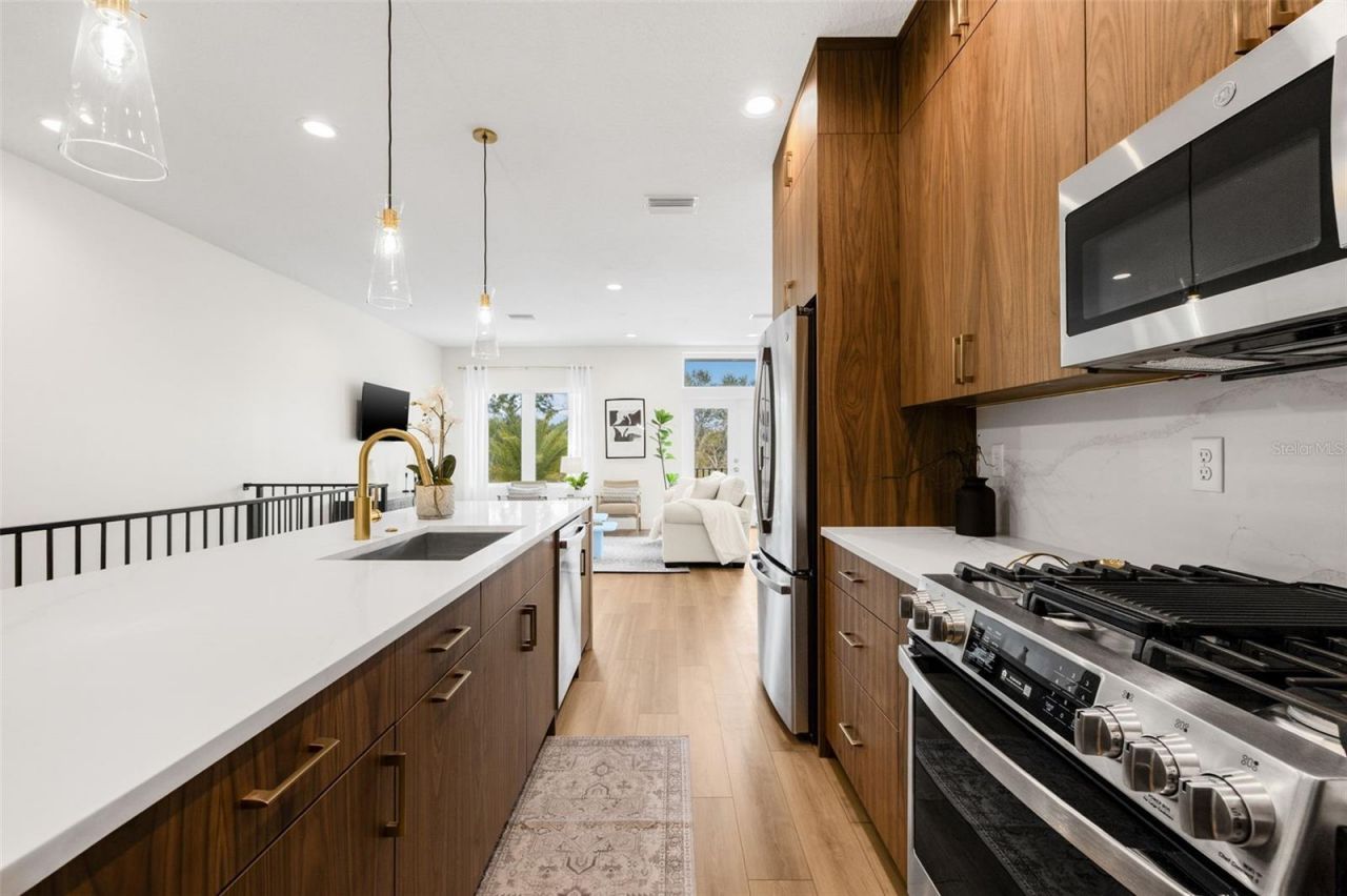 460 87th Avenue North, Saint Petersburg, FL 33702 Photo