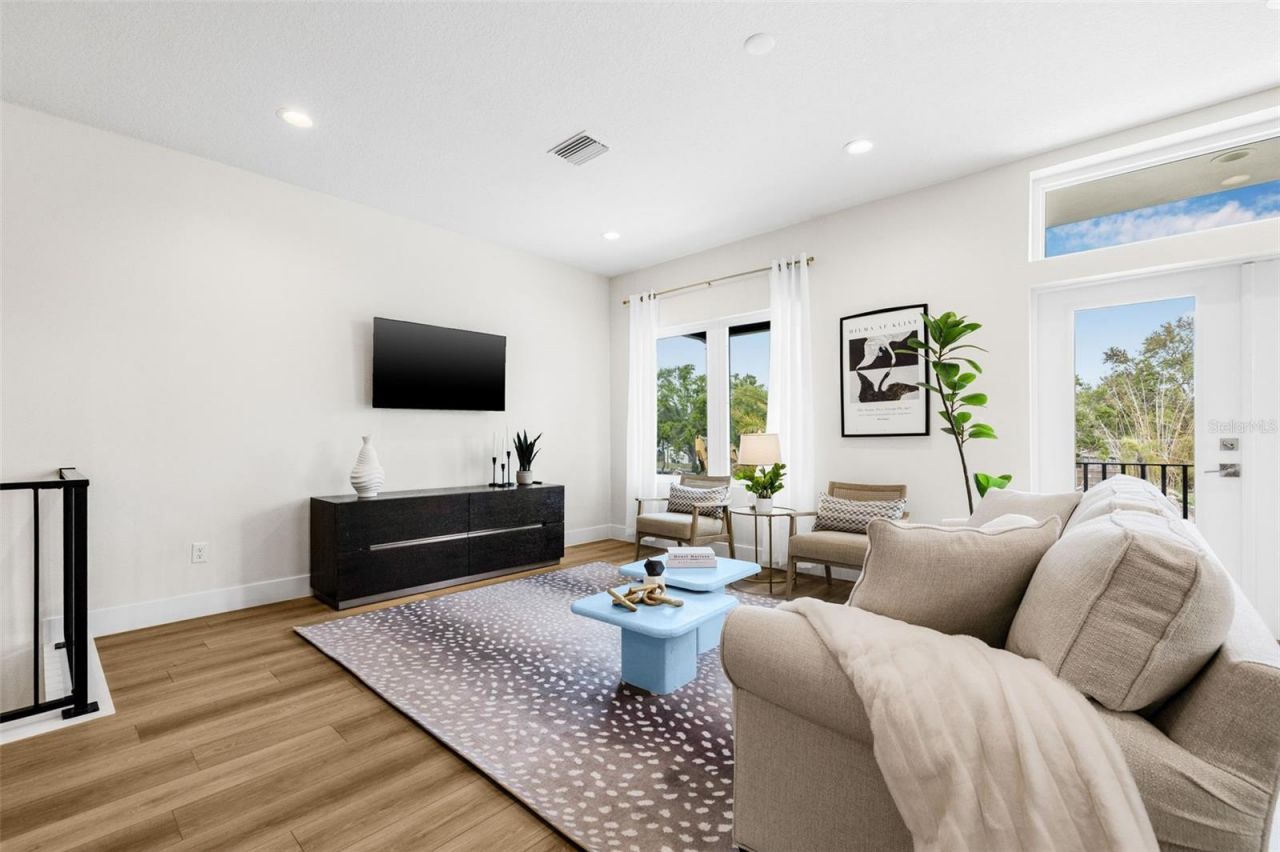 460 87th Avenue North, Saint Petersburg, FL 33702 Photo