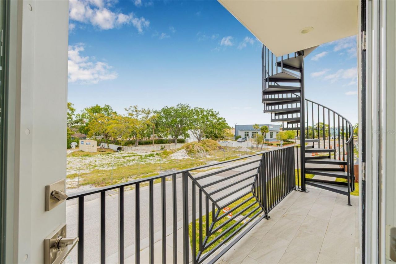 460 87th Avenue North, Saint Petersburg, FL 33702 Photo