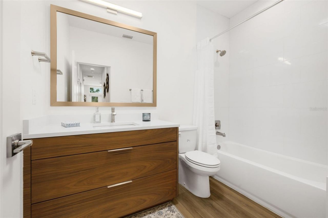 484 87th Avenue North, Saint Petersburg, FL 33702 Photo