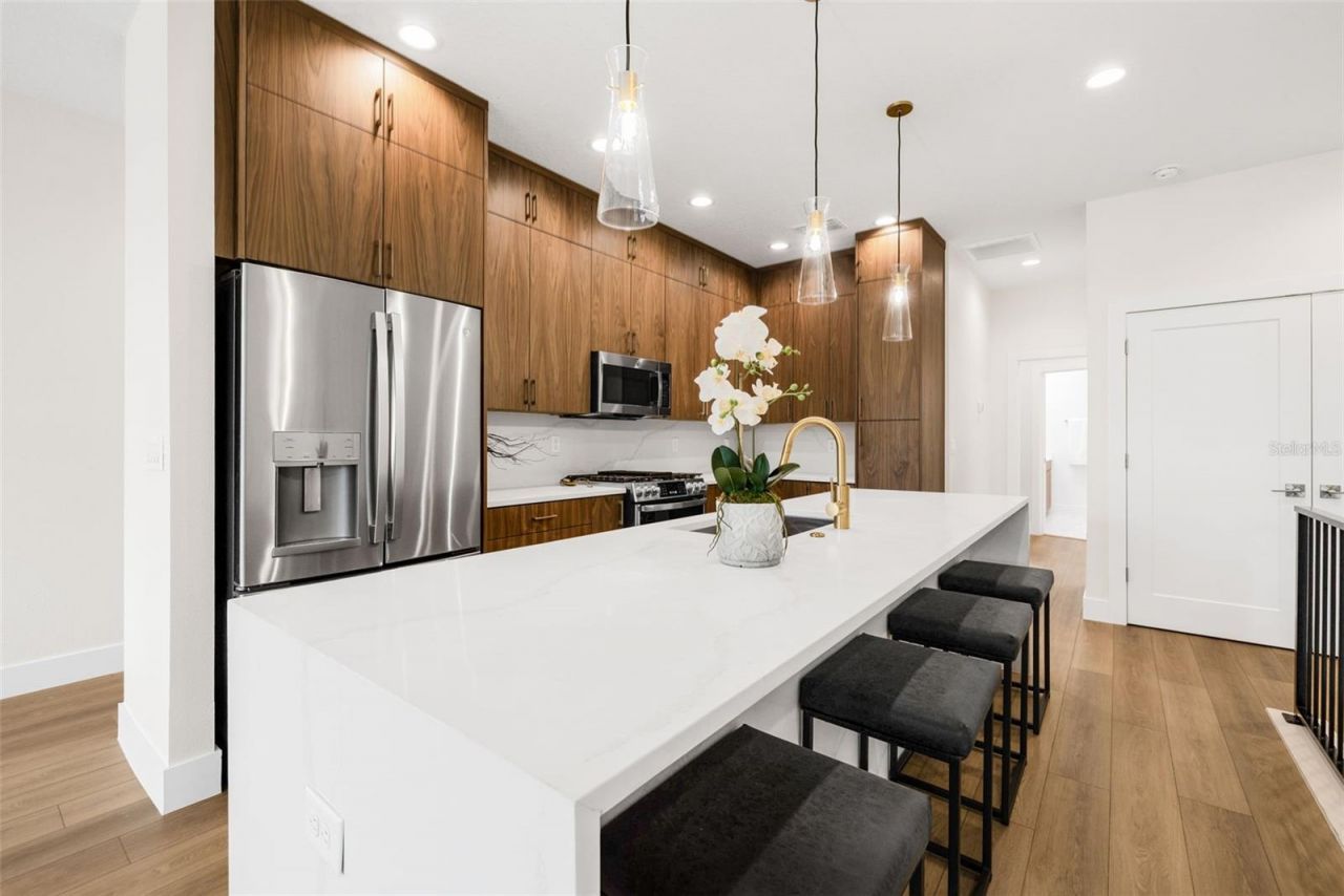 8631 5th Street North, Saint Petersburg, FL 33702 Photo