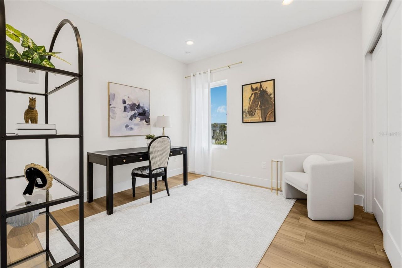 8631 5th Street North, Saint Petersburg, FL 33702 Photo