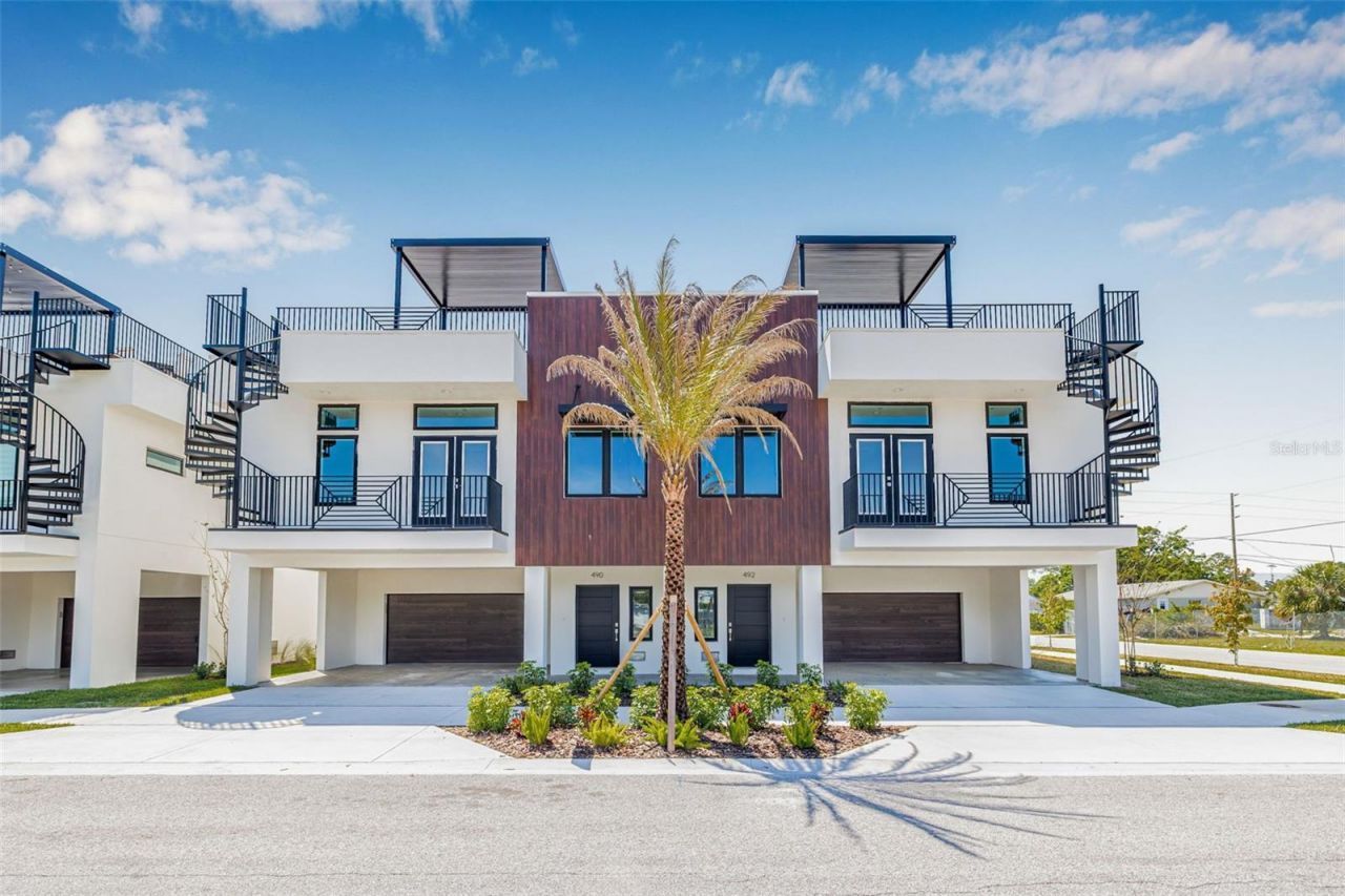 8631 5th Street North, Saint Petersburg, FL 33702 Photo