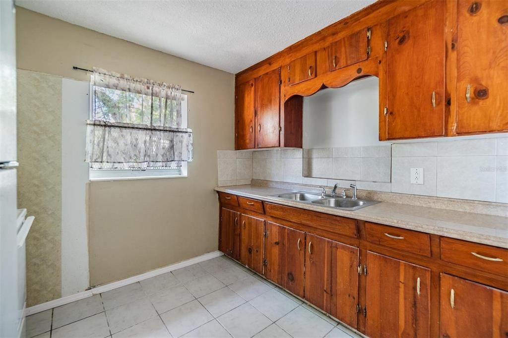 5130 Dr Martin Luther King Jr St S, Saint Petersburg, FL 33705 Photo