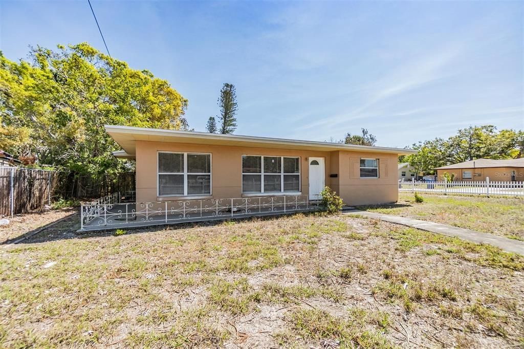 5130 Dr Martin Luther King Jr St S, Saint Petersburg, FL 33705 Photo