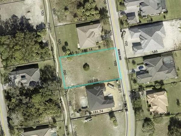 7 SABAL BEND, PALM COAST, FL 32137