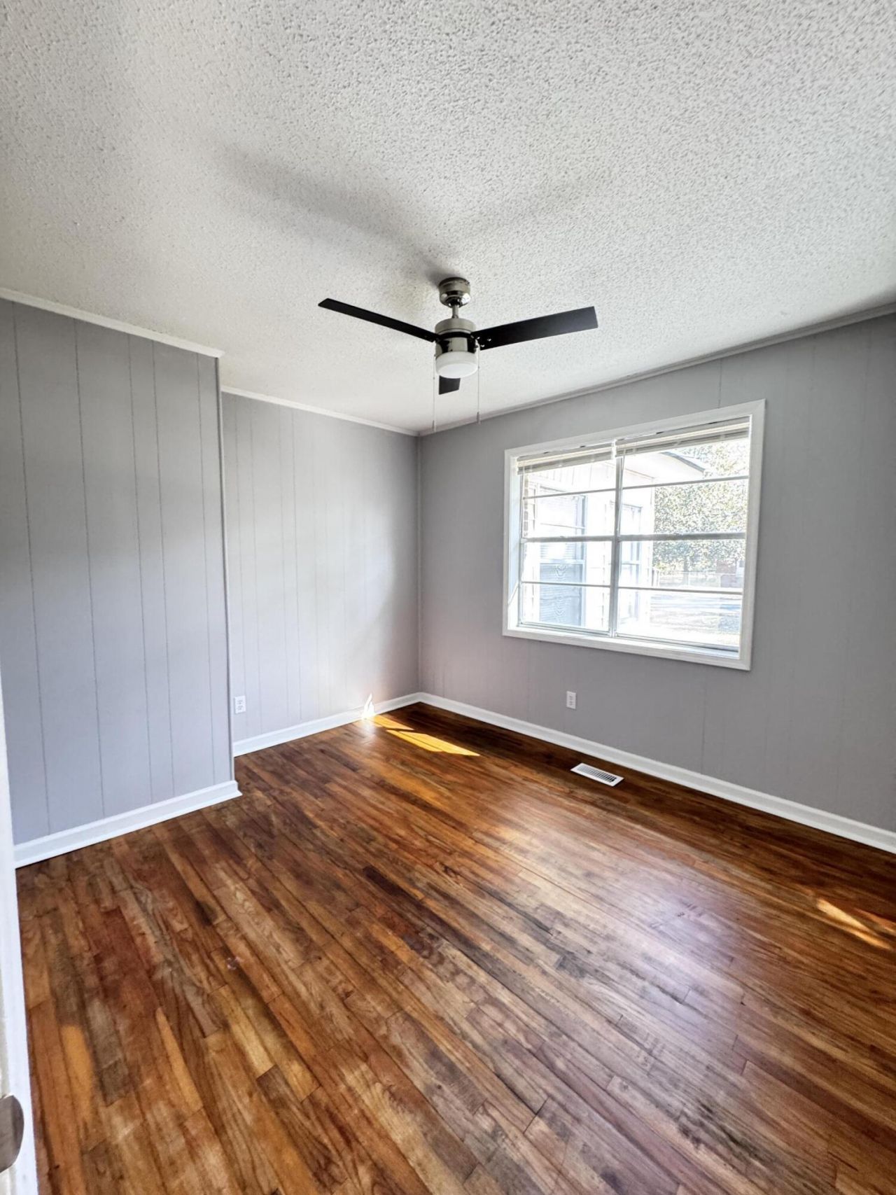 348 Cleveland Street Photo 13