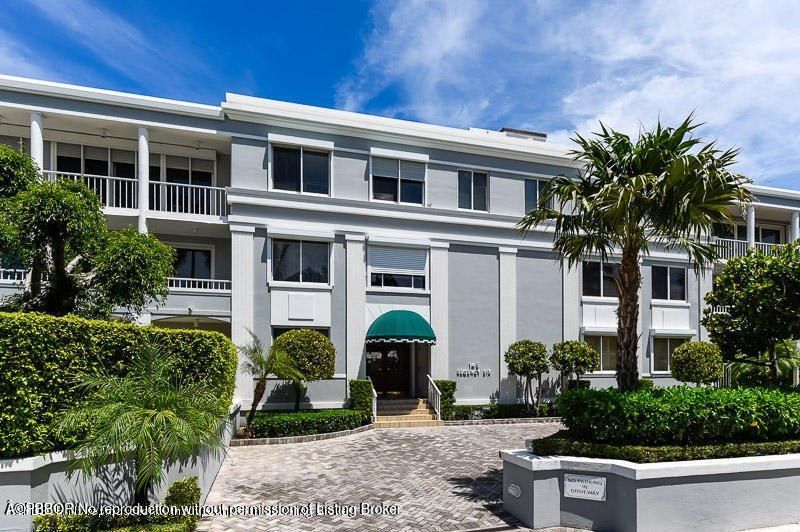 145 Peruvian Avenue, Unit 101, Palm Beach, FL 33480 Photo