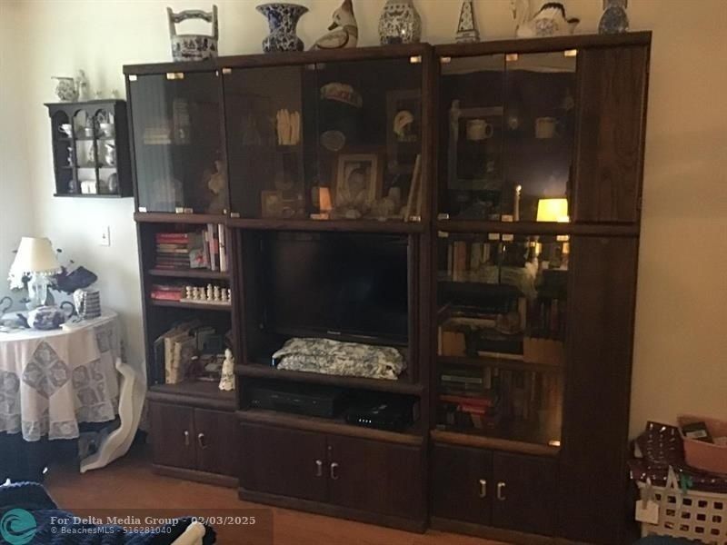 7320 Lake Circle Dr, Unit 407, Margate, FL 33063 Photo