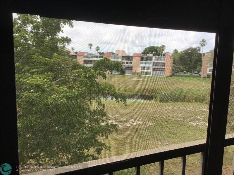 7320 Lake Circle Dr, Unit 407, Margate, FL 33063 Photo