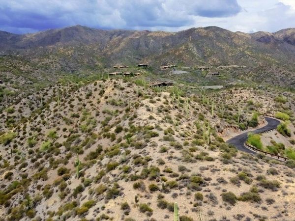 42242 N CHARBRAY Drive, Unit 25, Scottsdale, AZ 85262