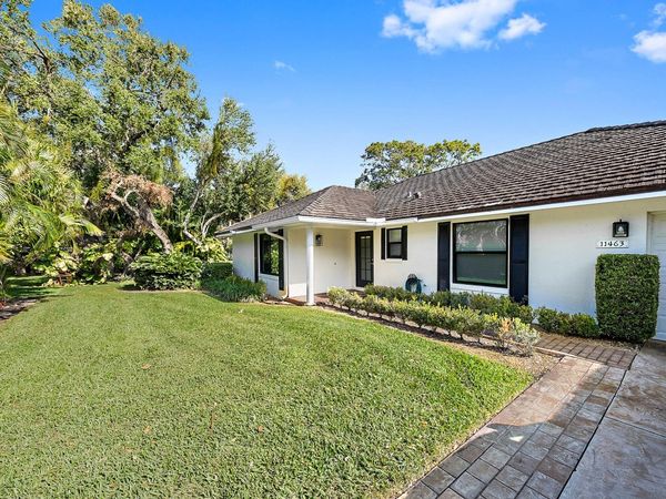 11463 Riverwood Place, North Palm Beach, FL 33408