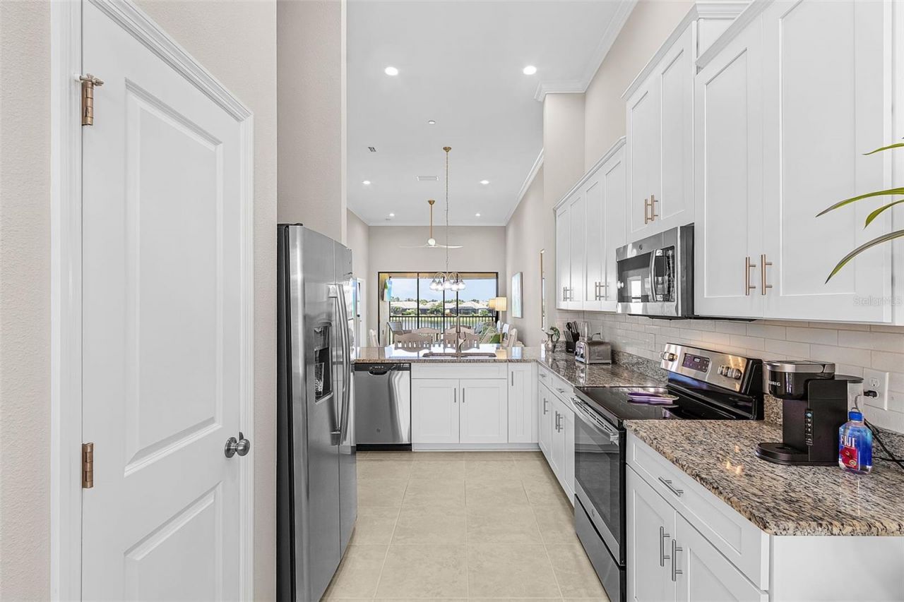 13725 Messina Loop, Unit 201, Bradenton, FL 34211 Photo