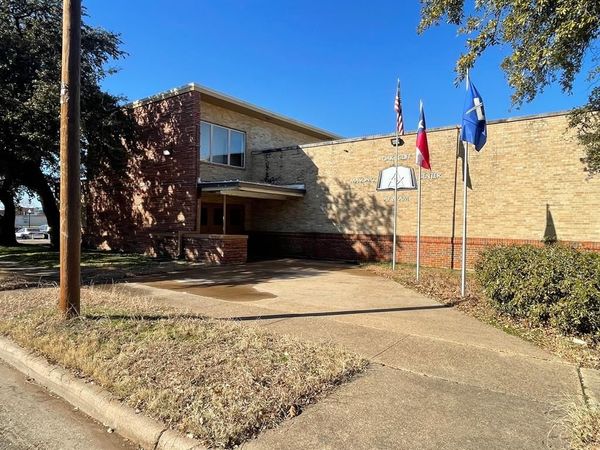 1309 Newport Avenue, Dallas, TX 75224