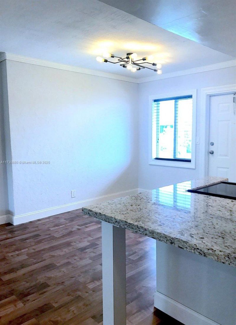 1535 SE 15th St, Unit 304, Fort Lauderdale, FL 33316 Photo