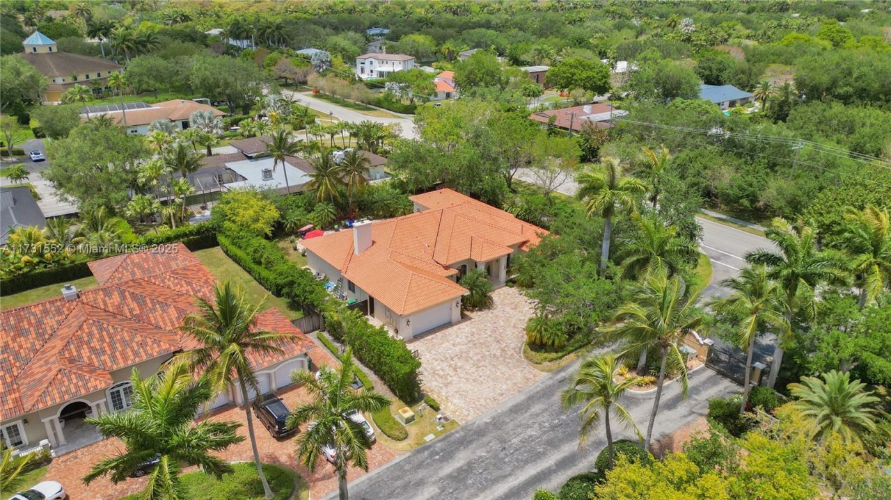 15210 SW 74th Ct, Palmetto Bay, FL 33157 Photo