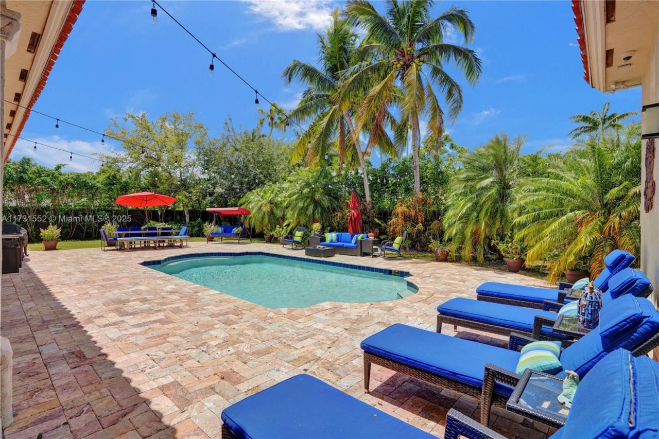 15210 SW 74th Ct, Palmetto Bay, FL 33157 Photo