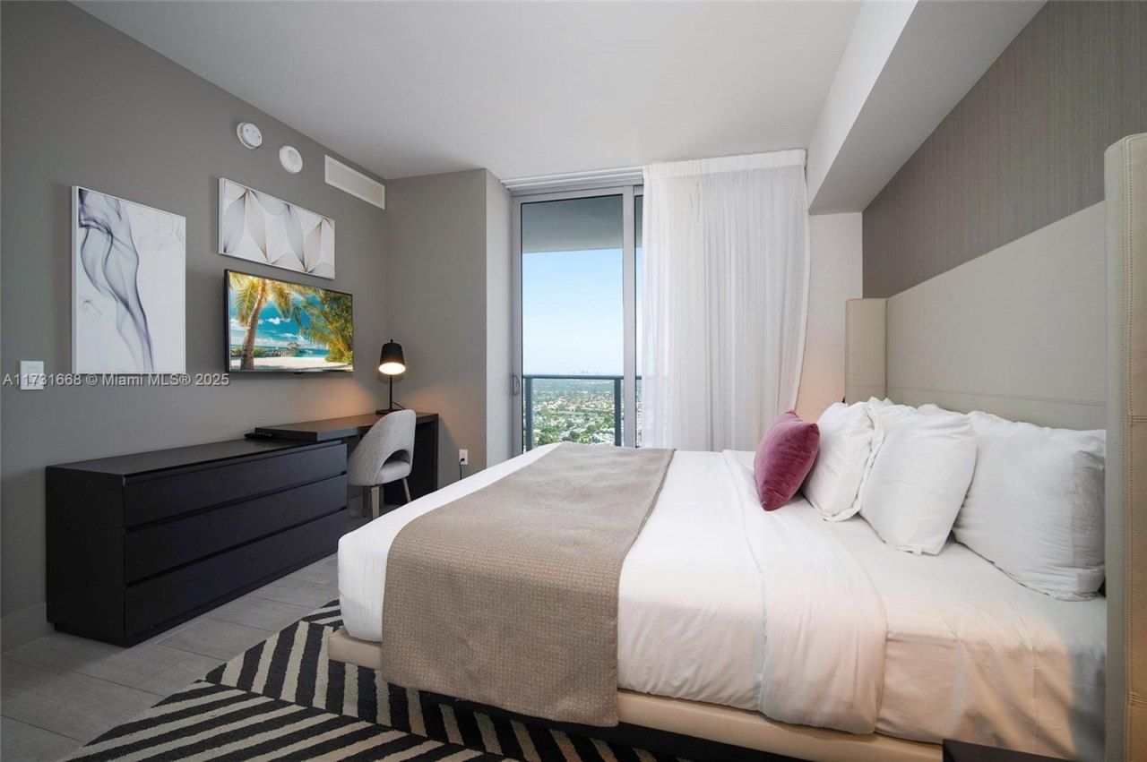 4010 S Ocean Dr, Unit T3502, Hollywood, FL 33019 Photo