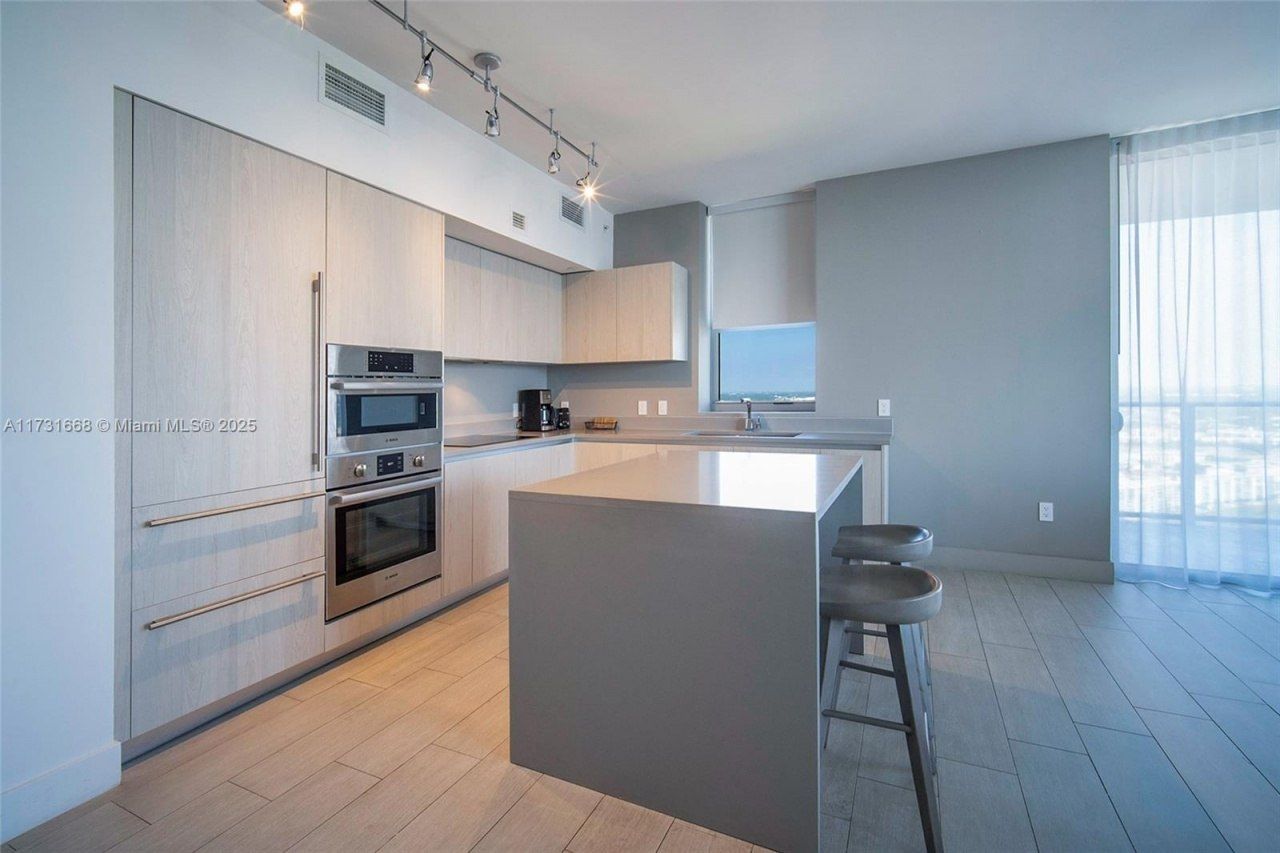 4010 S Ocean Dr, Unit T3502, Hollywood, FL 33019 Photo