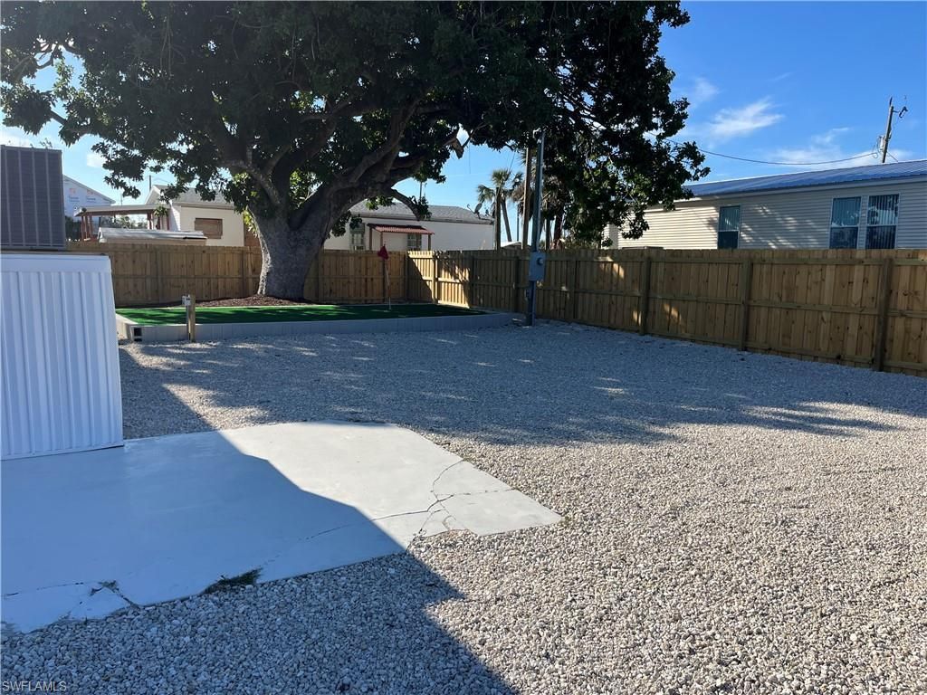 5109 Flamingo Dr, Saint James City, FL 33956 Photo