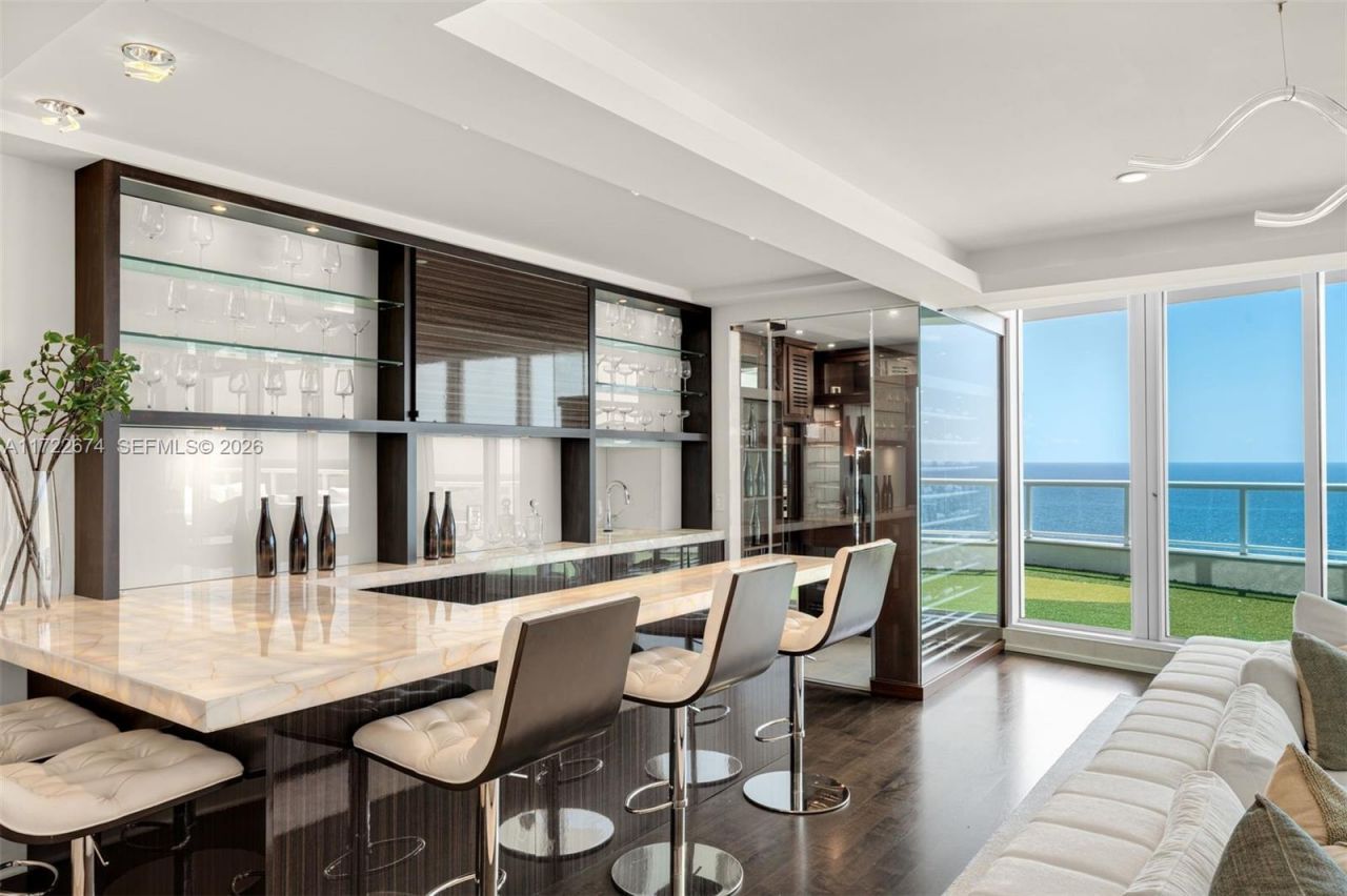 1 N Fort Lauderdale Beach Blvd, Unit 2102, Fort Lauderdale, FL 33304 Photo