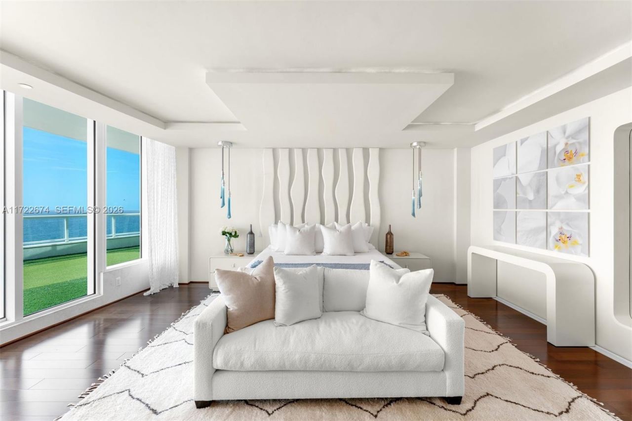 1 N Fort Lauderdale Beach Blvd, Unit 2102, Fort Lauderdale, FL 33304 Photo