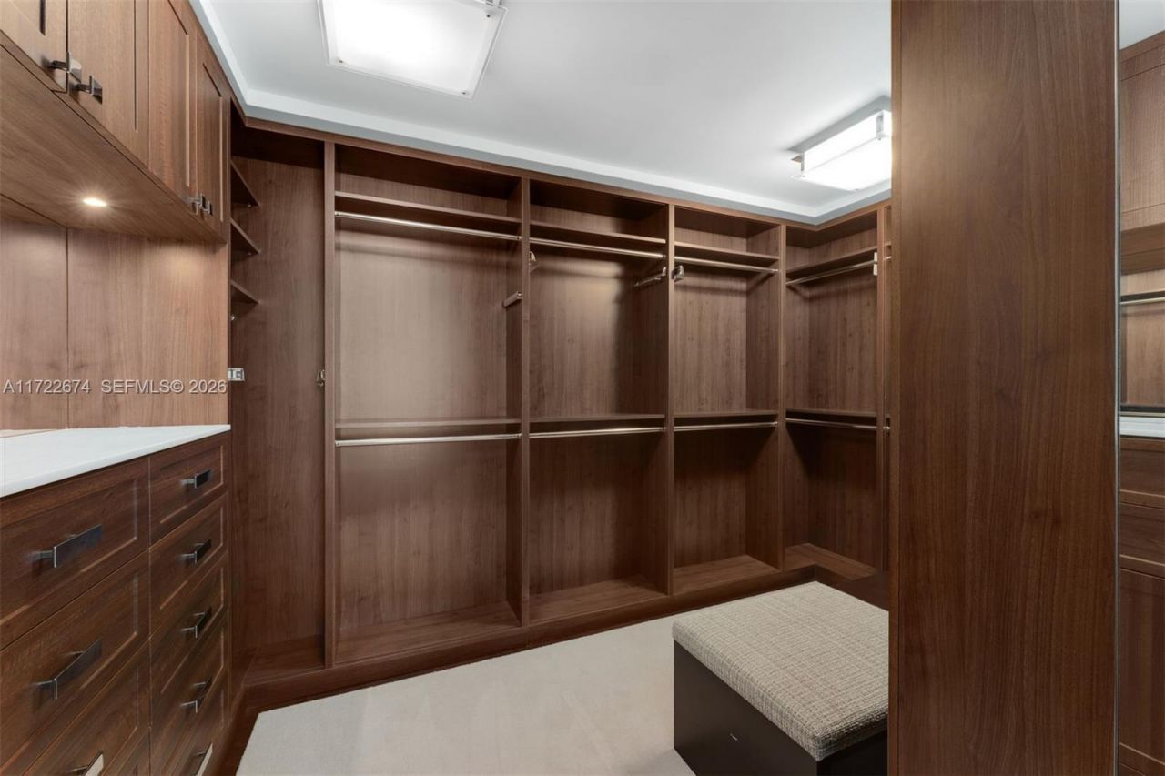 1 N Fort Lauderdale Beach Blvd, Unit 2102, Fort Lauderdale, FL 33304 Photo
