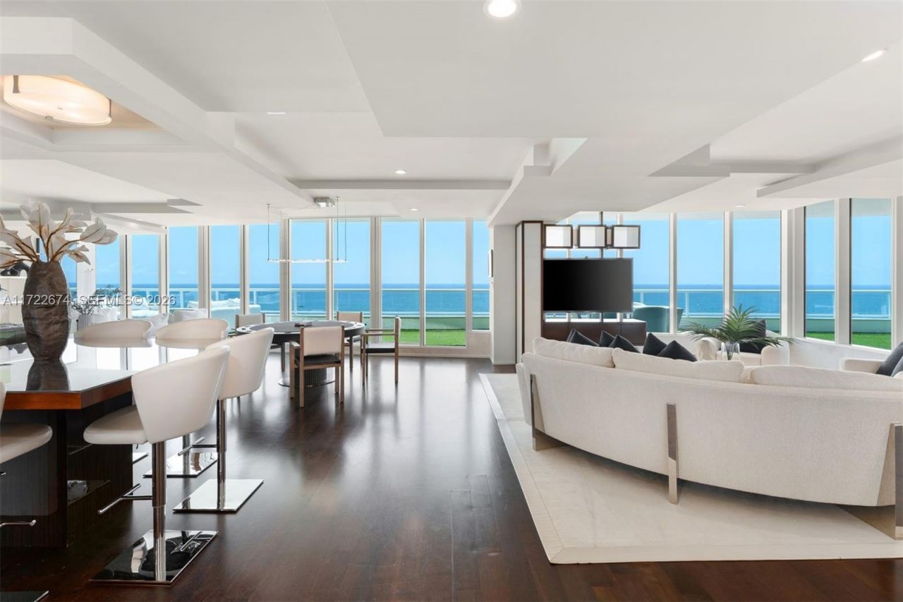 1 N Fort Lauderdale Beach Blvd, Unit 2102, Fort Lauderdale, FL 33304 Photo