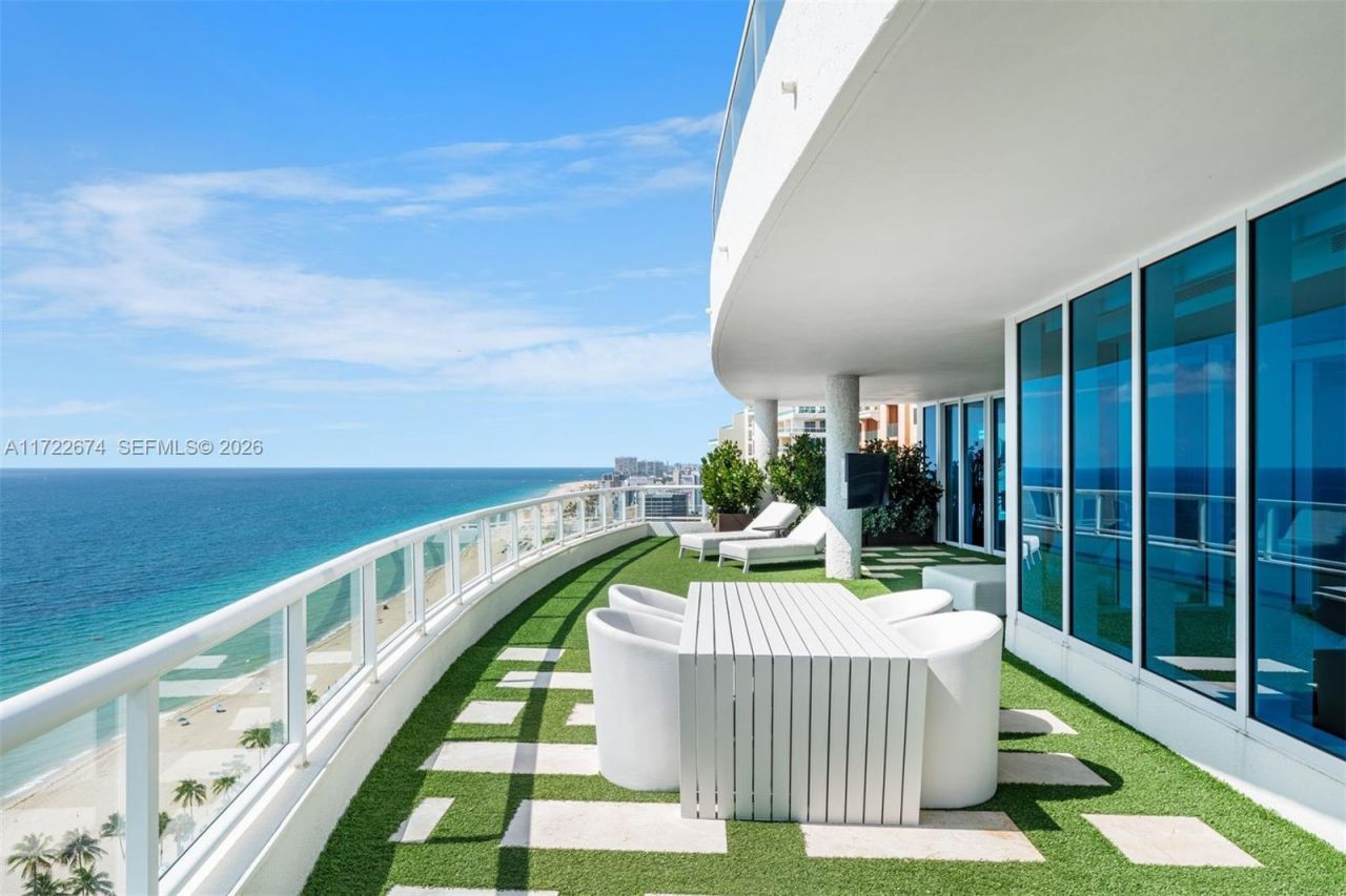 1 N Fort Lauderdale Beach Blvd, Unit 2102, Fort Lauderdale, FL 33304 Photo